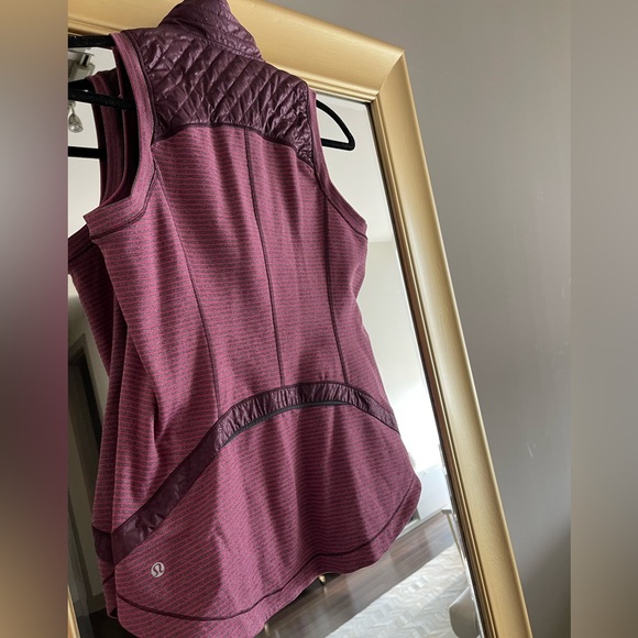 Lululemon Rebel Runner Vest - Picture 2 of 10